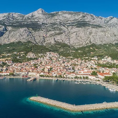 Blue Lagoon Makarska