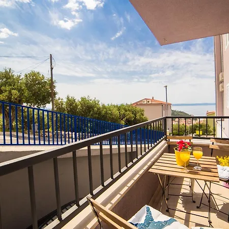 Blue Lagoon Apartment Makarska