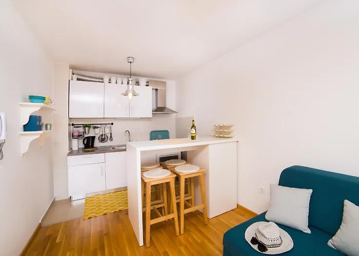 Blue Lagoon Makarska