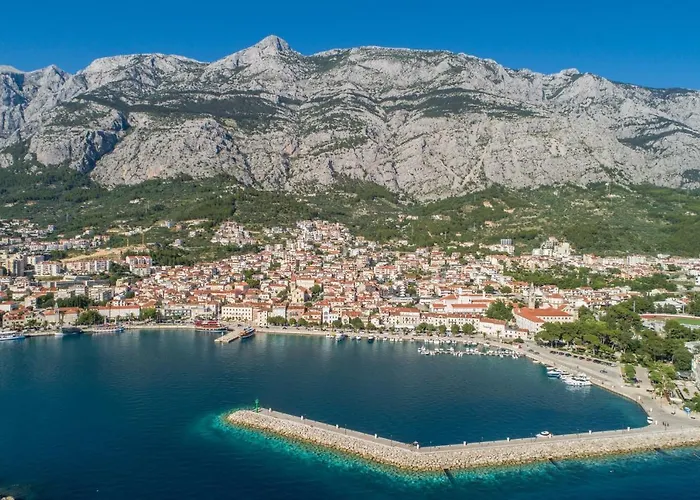 Blue Lagoon Makarska
